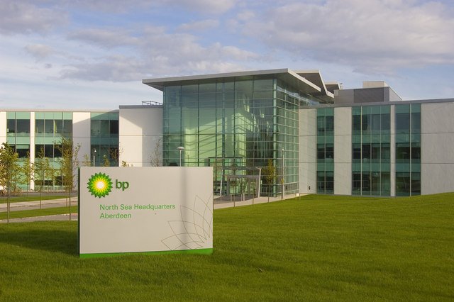 BP Q1 2025 profit drop